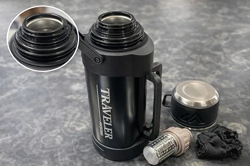 1600 ml Bardaklı Çift Katmanlı Vakumlu Paslanmaz Çelik Termos