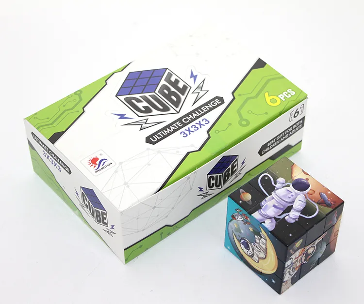Przestrzeń Theme Cube Puzzle